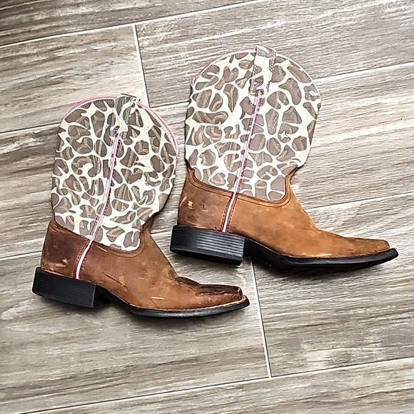 Ariat Other - Ariat Quickdraw Boot Giraffe Brown Western Cowboy Boots | Size 3 Youth Girl